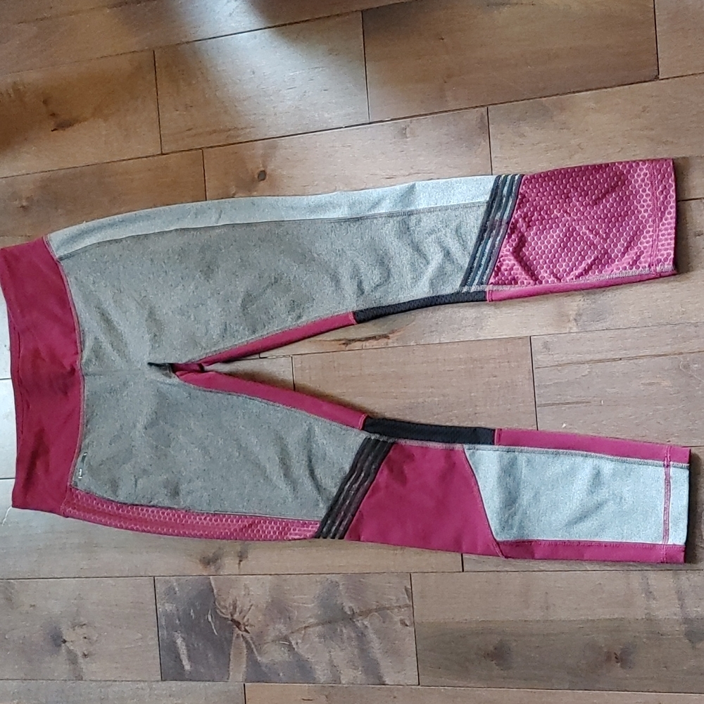 Lole Burgundy Red gray black Leggings size Small